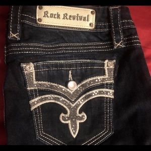 Rock Revival size 32